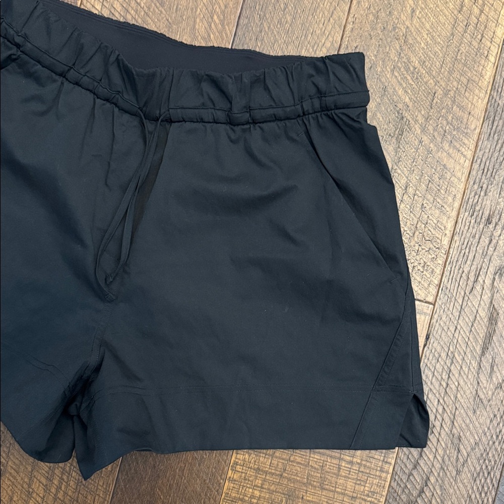 Lululemon Cinchable Waist High-Rise Woven Short 3.5" - Picture 6 of 11